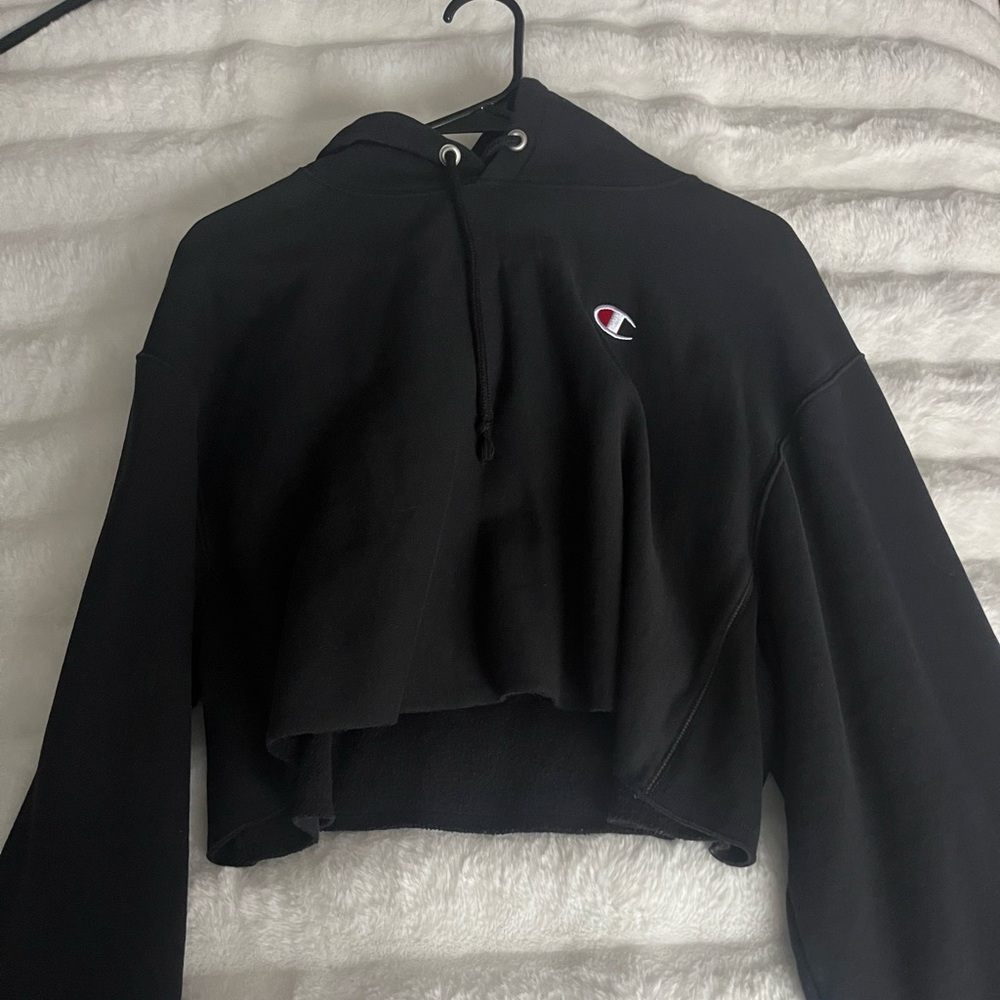 champion black cropped hoodie